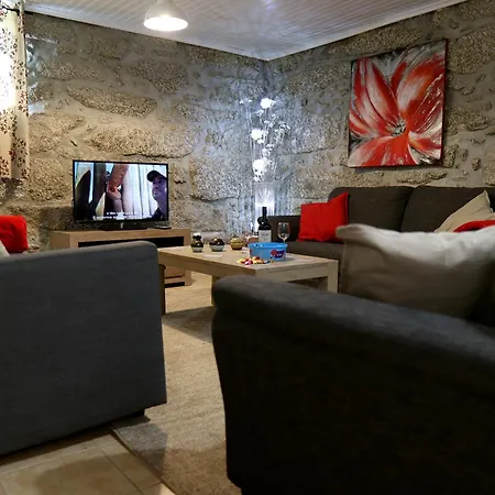 Totally Private 2-bedroom & Private Solar Heated Pool Wifi, Ac Apartment Tabua (Coimbra)