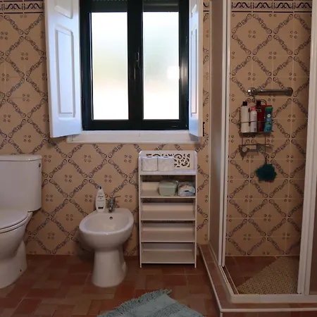 Daire Totally Private 2-Bedroom Apartment & Private Solar Heated Pool Wifi, Ac *